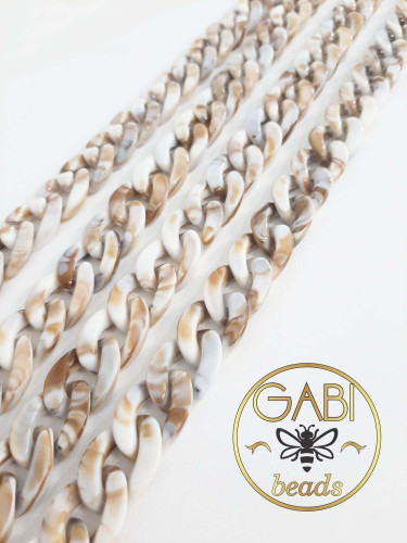 Plastikinė grandinėlė, 23x16,5mm, rudos, gelsvos spalvos, 1m