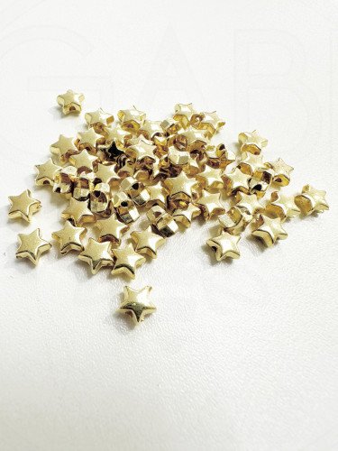 Plastikiniai karoliukai, Žvaigždutės, 6x6.5x3.5mm, aukso spalvos, 50vnt