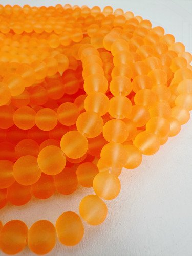 Stiklo karoliukai, matinės oranžinės spalvos , 8mm 78cm juosta