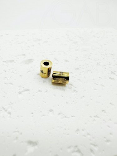 Nerūdijančio plieno intarpas su cirkonio akutėmis, aukso spalvos, 8x6mm, 1vnt