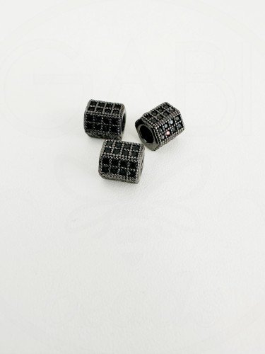 Nerūdijančio plieno intarpas su cirkonio akutėmis, juodos spalvos, 7x8x7mm, 1vnt